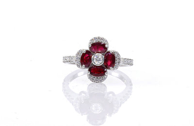 Pétale Ruby & Diamond Ring